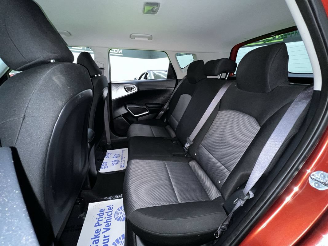 Used 2024 Kia Soul LX FWD image 26