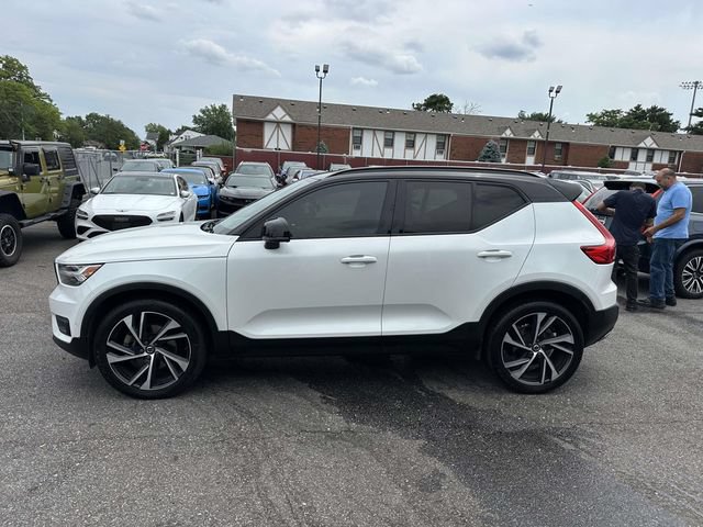 Used 2019 Volvo XC40 T5 R-Design AWD/4WD image 8