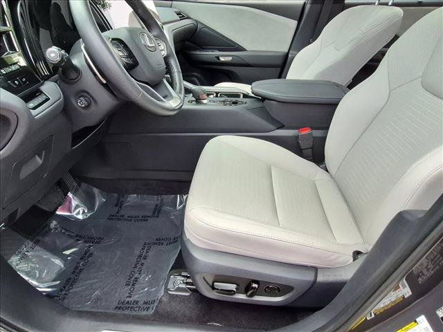 Used 2025 Lexus TX 350 AWD image 17
