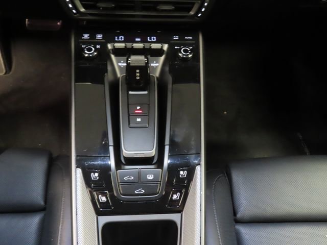 Used 2022 Porsche 911 Carrera image 23