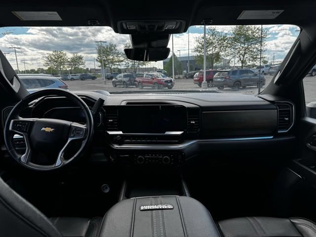 Used 2024 Chevrolet Silverado 3500 High Country w/ High Country Premium Package AWD/4WD image 19