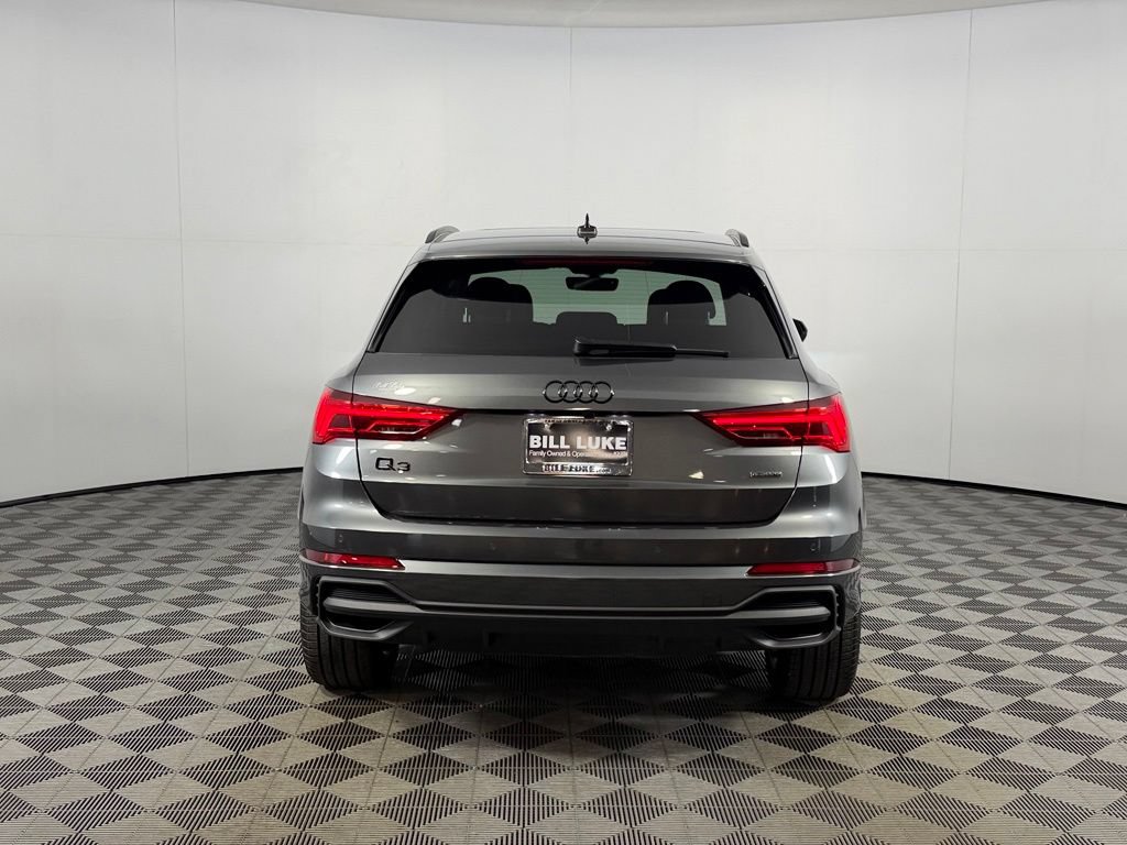 Used 2025 Audi Q3 2.0T Premium Plus w/ Premium Plus Package AWD/4WD image 8
