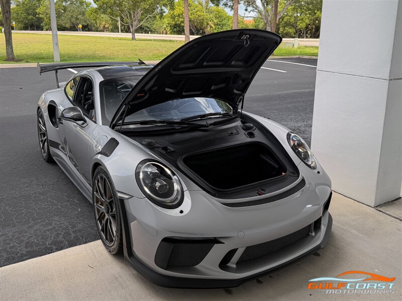 Used 2019 Porsche 911 GT3 RS w/ Weissach Package RWD image 39
