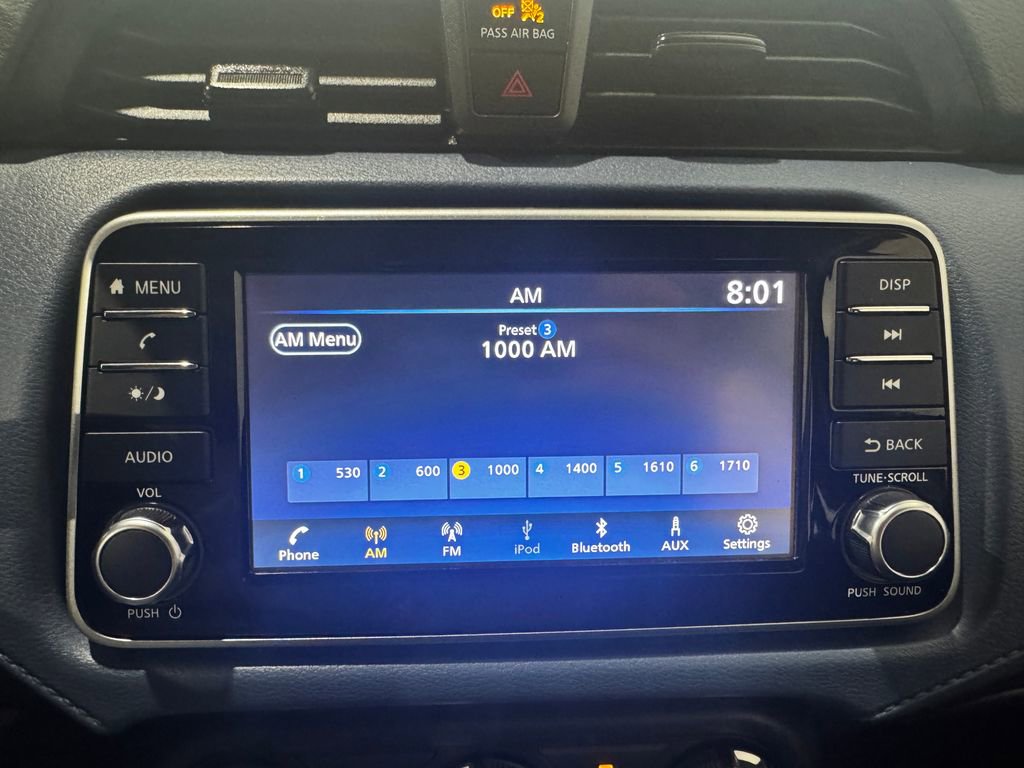 Used 2025 Nissan Versa SV w/ Trunk Package image 12