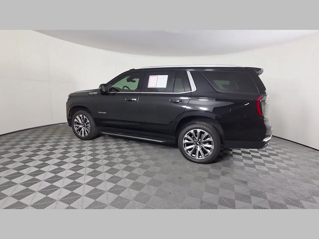 Used 2025 Chevrolet Tahoe High Country RWD image 46