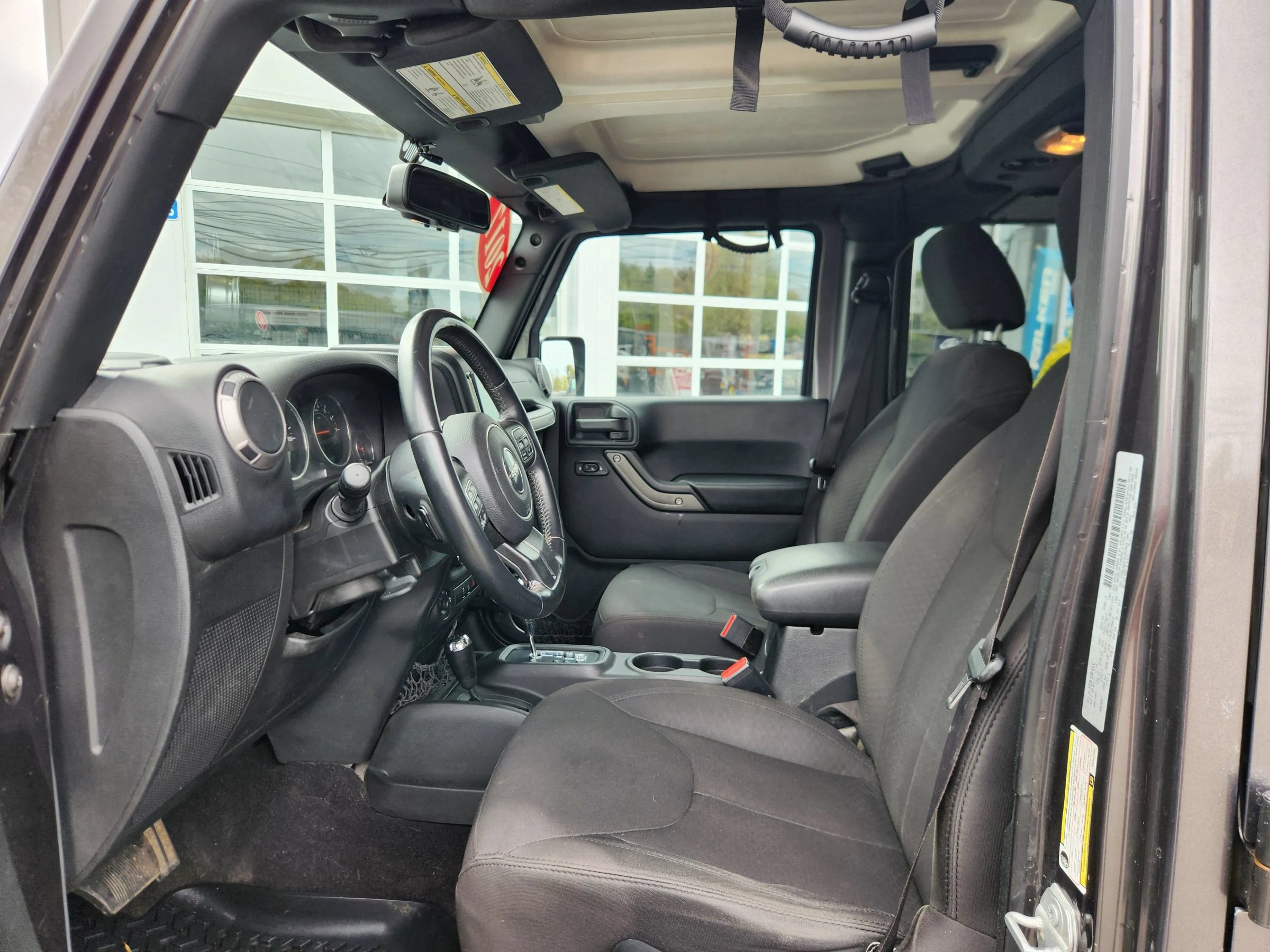Used 2017 Jeep Wrangler Unlimited Sport w/ Quick Order Package 24S AWD/4WD image 20