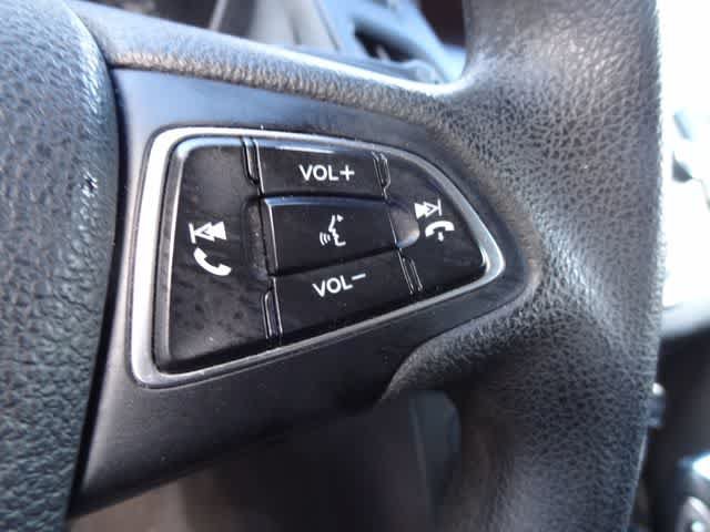 Used 2016 Ford Focus SE FWD image 13