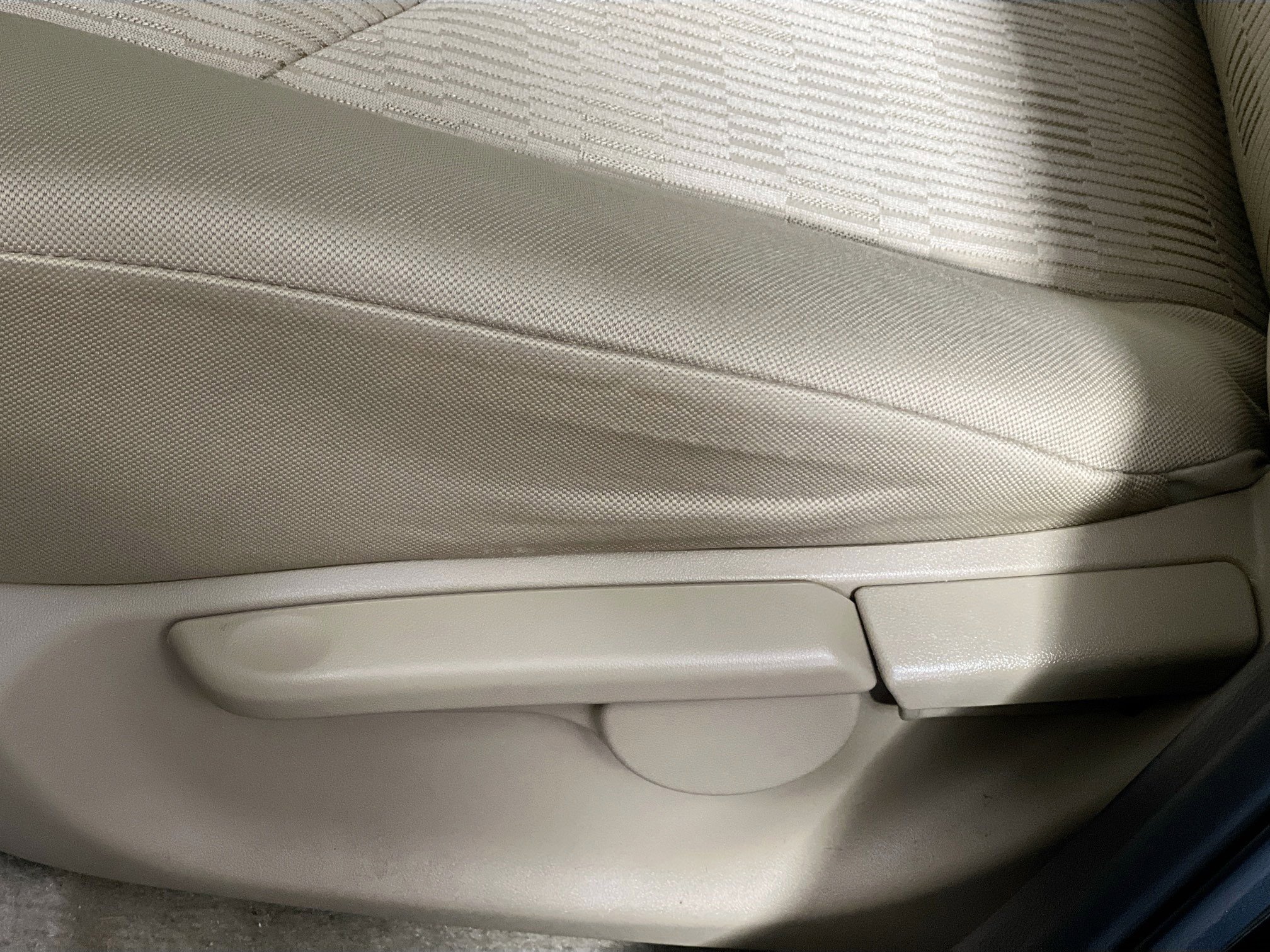 Used 2010 Toyota RAV4 2WD image 15