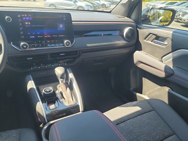 Used 2024 Chevrolet Colorado Z71 w/ Z71 Convenience Package 2 image 11