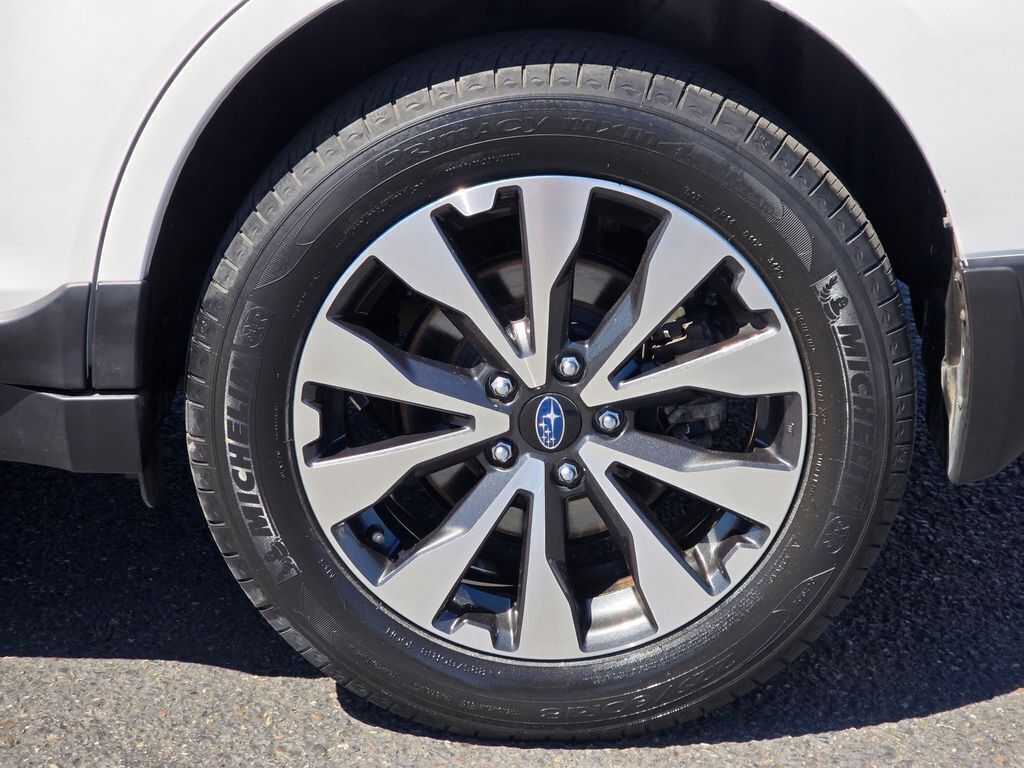 Used 2017 Subaru Outback 2.5i Limited AWD/4WD image 10