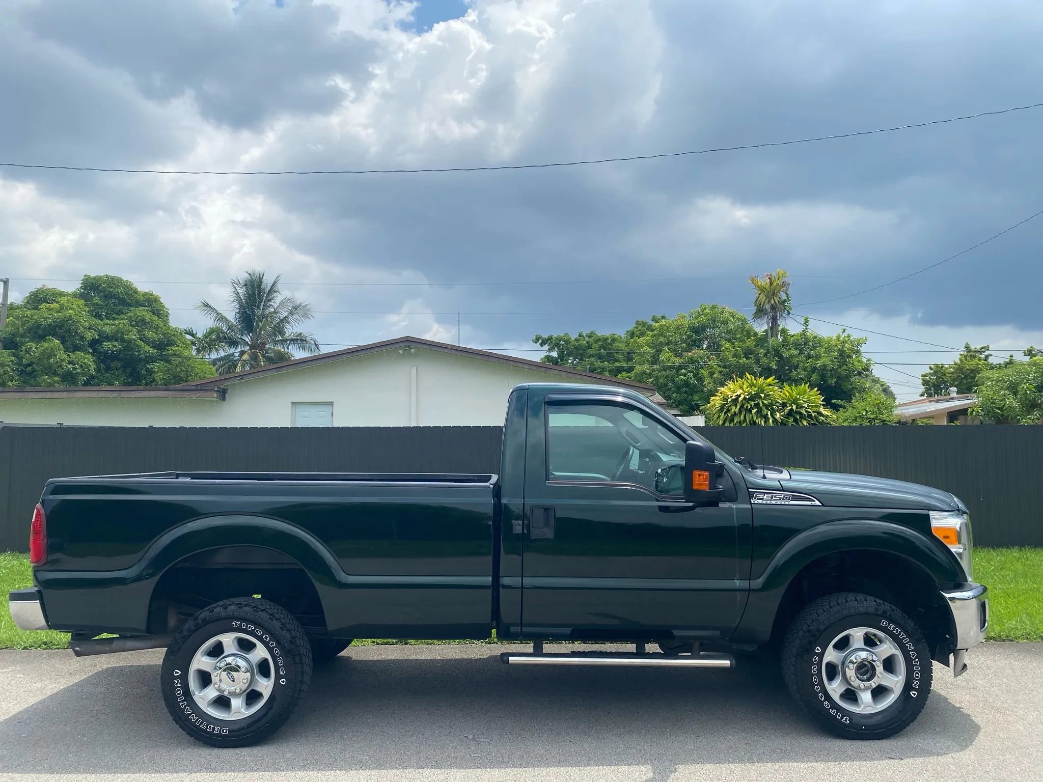 Used 2016 Ford F350 XLT image 4