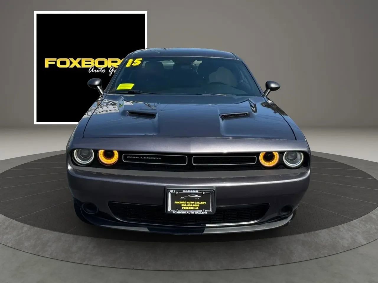 Used 2015 Dodge Challenger SXT w/ Super Sport Group (SS/T) image 2