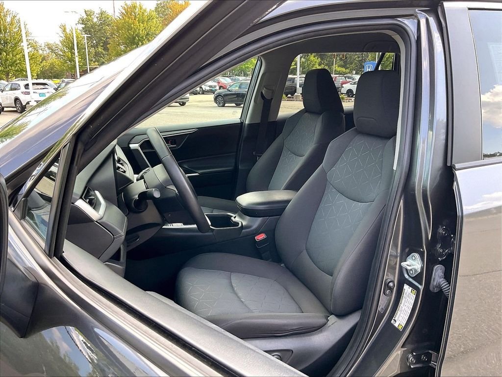 Used 2024 Toyota RAV4 XLE w/ Weather Package AWD/4WD image 10