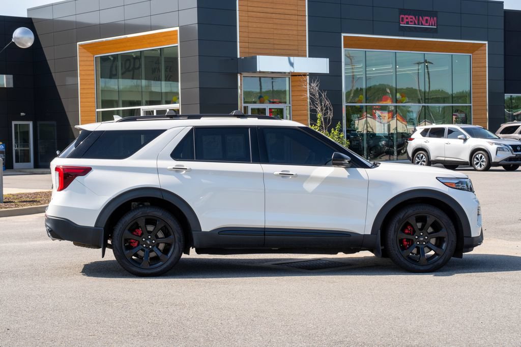 Used 2022 Ford Explorer ST w/ Equipment Group 401A AWD/4WD image 8