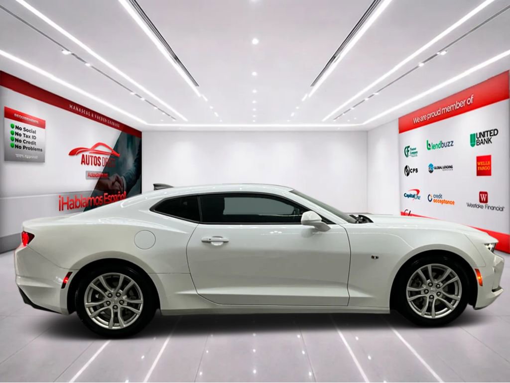 Used 2023 Chevrolet Camaro LS RWD image 9