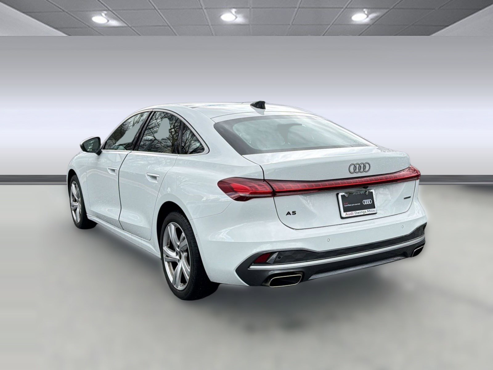 Used 2025 Audi A5 2.0T Premium w/ Convenience Package image 3