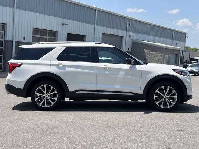 Used 2025 Ford Explorer Platinum w/ Ultimate Package AWD/4WD image 45