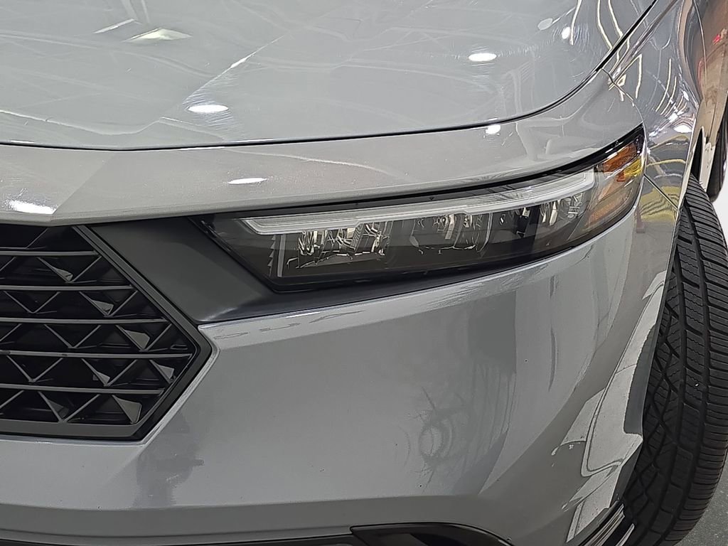 Used 2024 Honda Accord Sport image 31