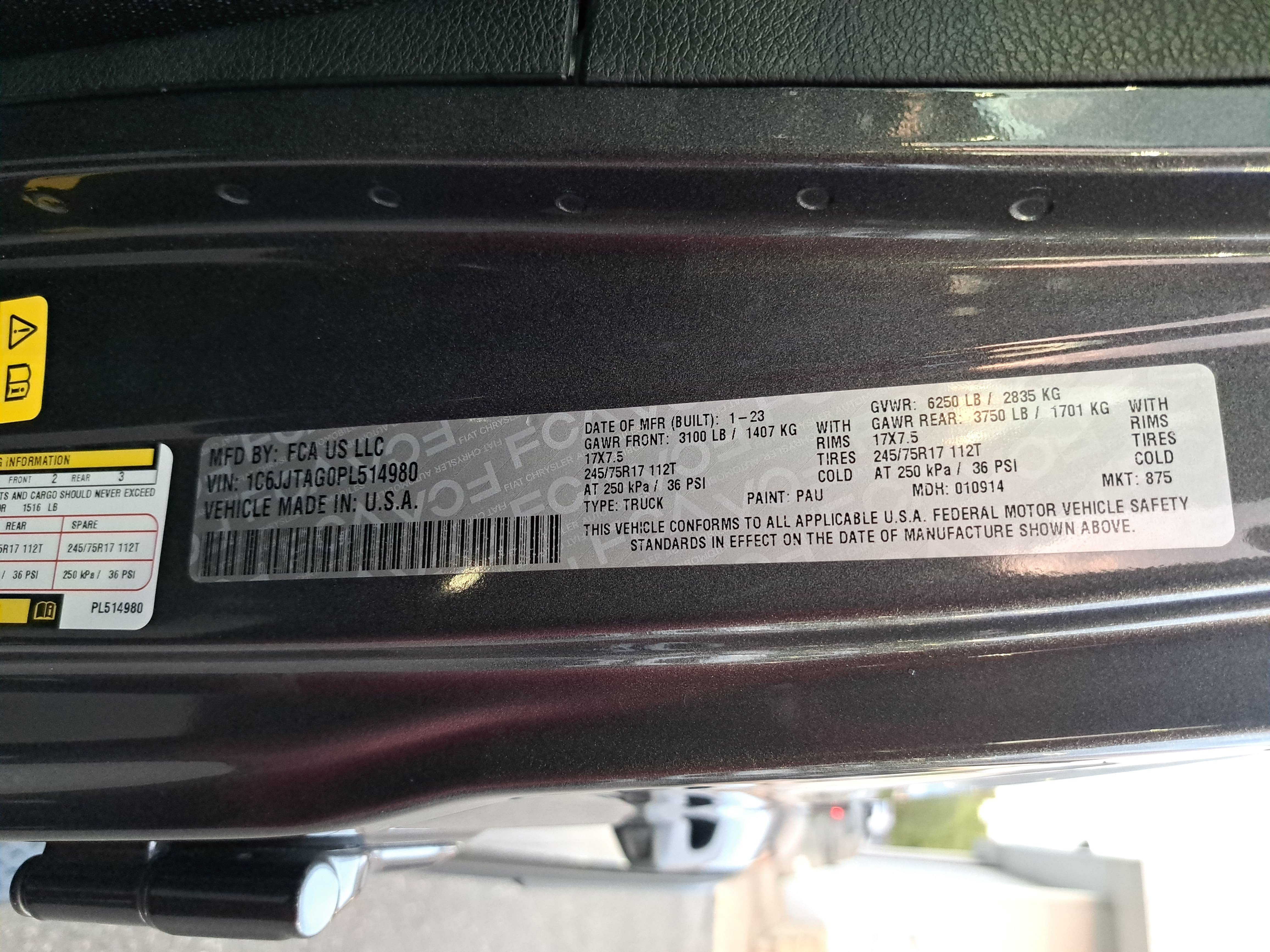 Used 2023 Jeep Gladiator Sport AWD/4WD image 34