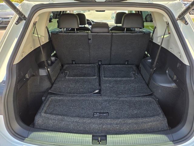 Certified 2022 Volkswagen Tiguan SE w/ Panoramic Sunroof Package FWD image 15