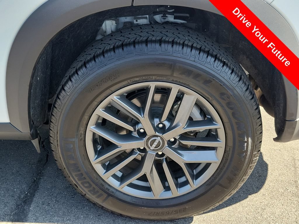 Used 2024 Nissan Rogue S FWD image 26