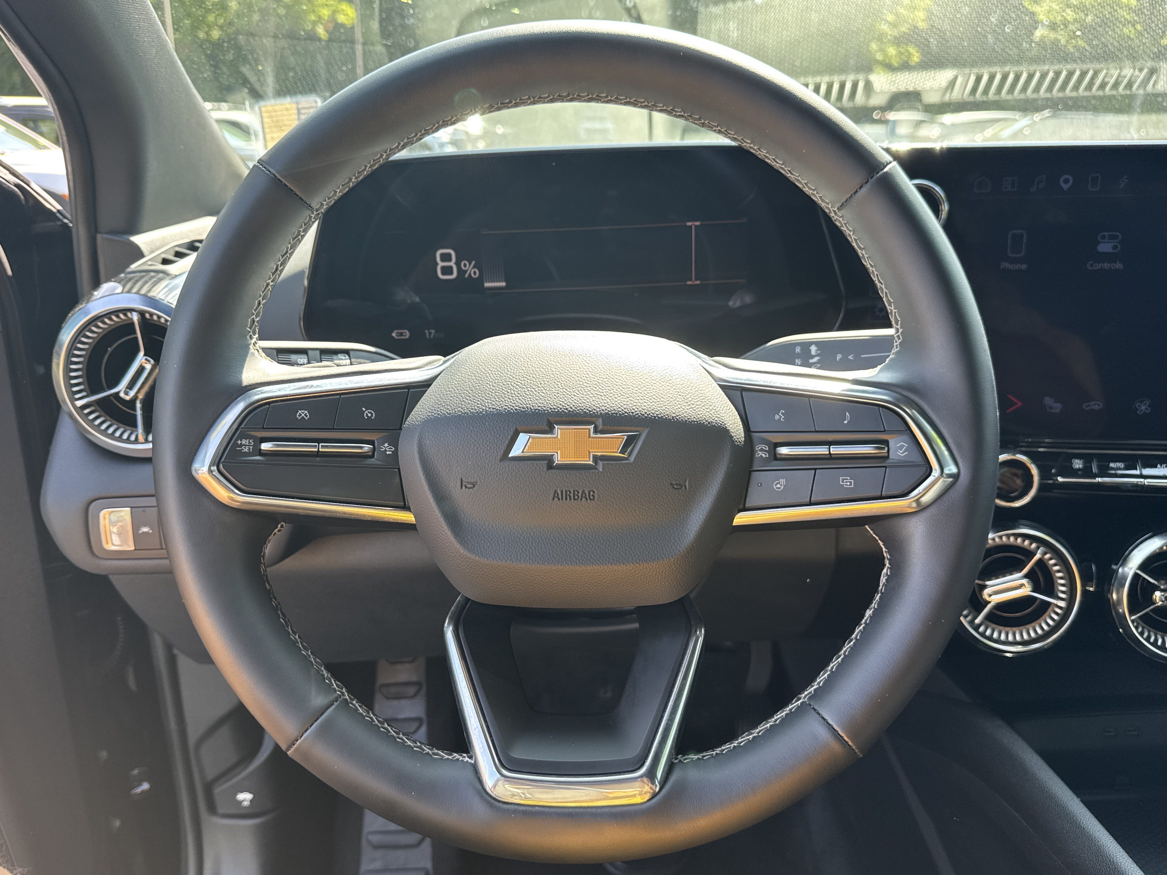 Used 2024 Chevrolet Blazer EV LT AWD/4WD image 9
