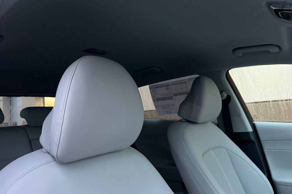 New 2026 Hyundai Kona SEL Premium image 15