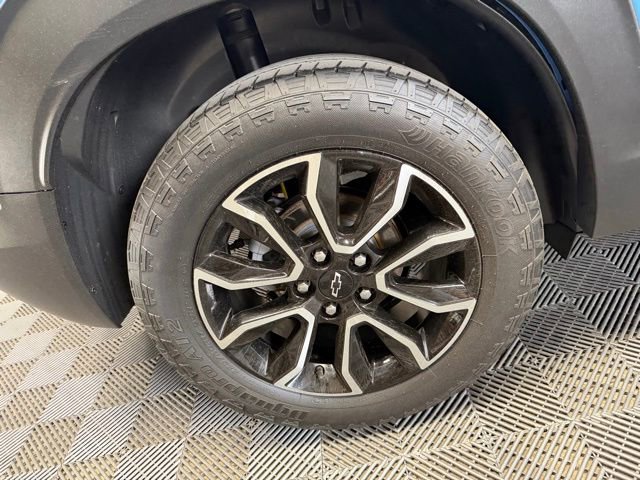 Used 2024 Chevrolet TrailBlazer ACTIV w/ Convenience Package image 40