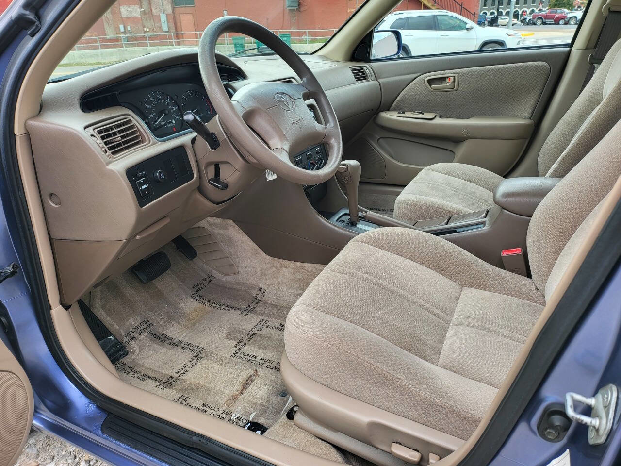Used 2000 Toyota Camry LE image 13