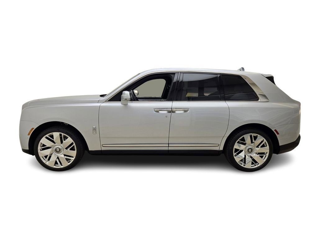 New 2026 Rolls-Royce Cullinan image 3