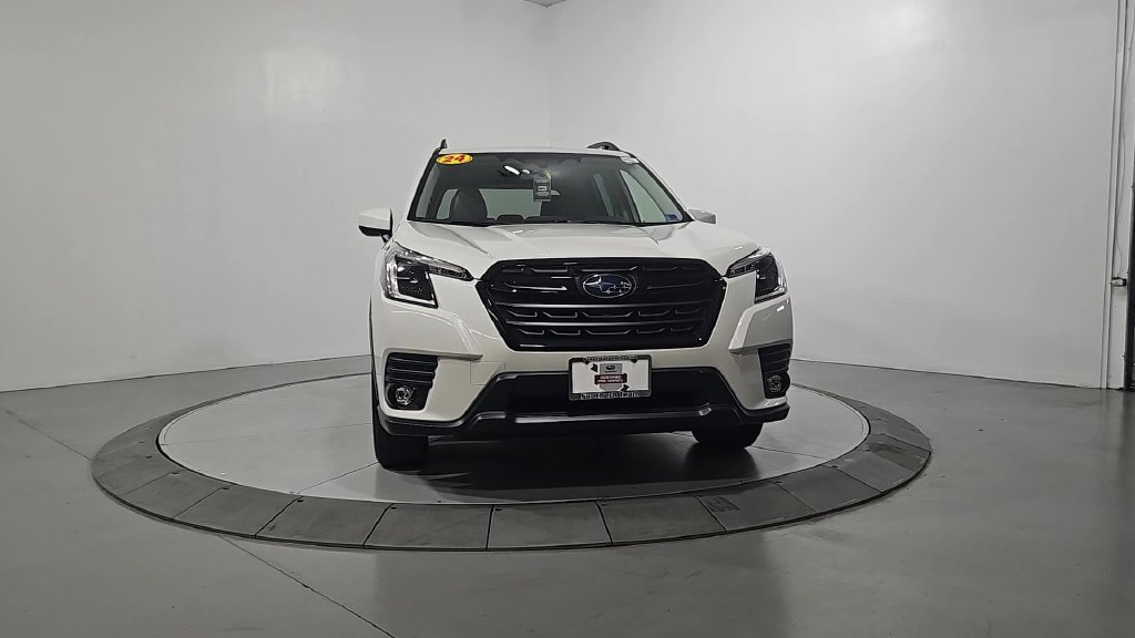 Certified 2024 Subaru Forester Premium AWD/4WD image 8