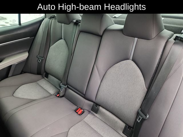 Used 2022 Toyota Camry LE image 25