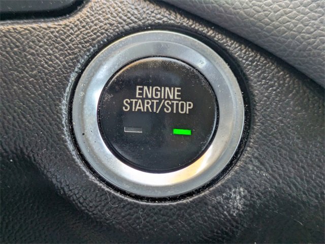 Used 2020 Chevrolet Equinox LT image 32