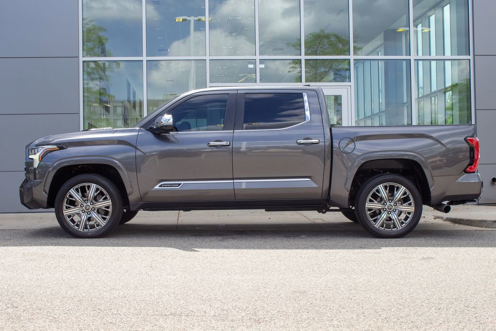 Used 2024 Toyota Tundra Capstone AWD/4WD image 7