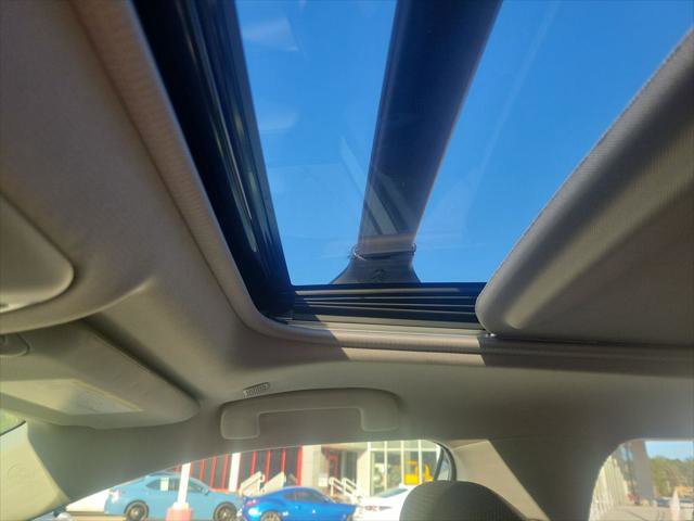 Certified 2025 Toyota RAV4 XLE w/ Convenience Package image 17