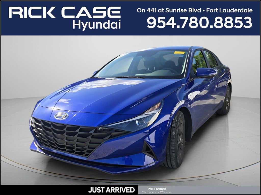 Used 2023 Hyundai Elantra SEL w/ Cargo Package