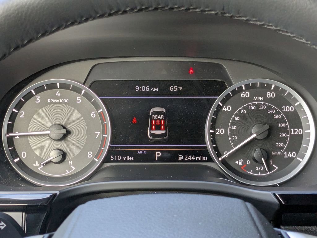 Used 2025 INFINITI QX60 Pure image 18