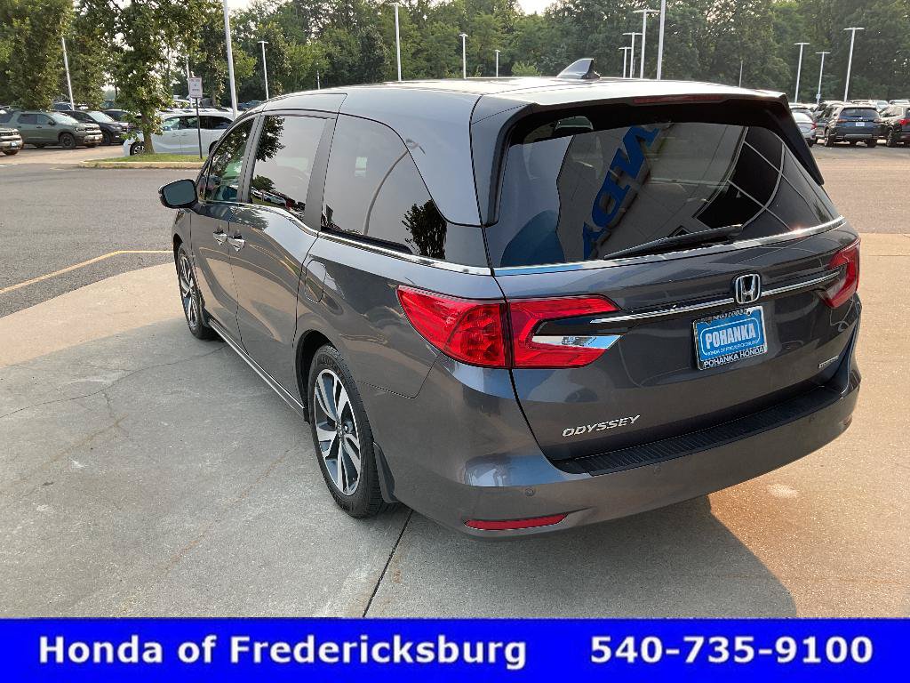 Certified 2021 Honda Odyssey Touring image 4