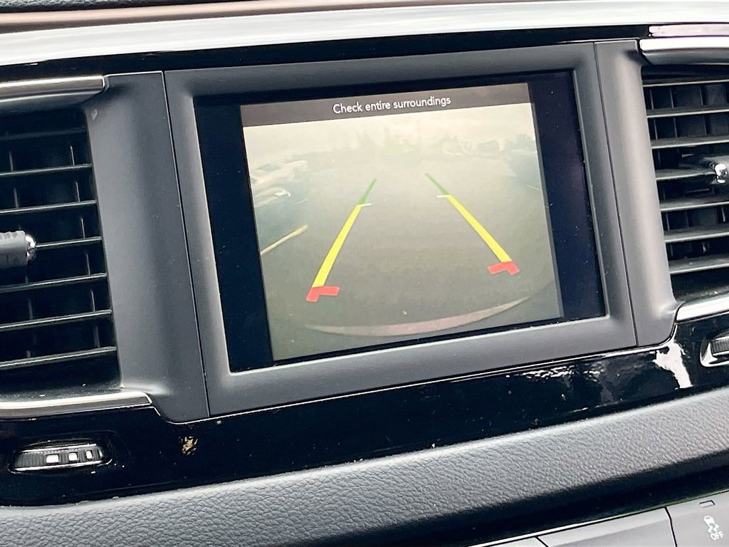 Certified 2020 Chrysler Voyager Lxi image 13