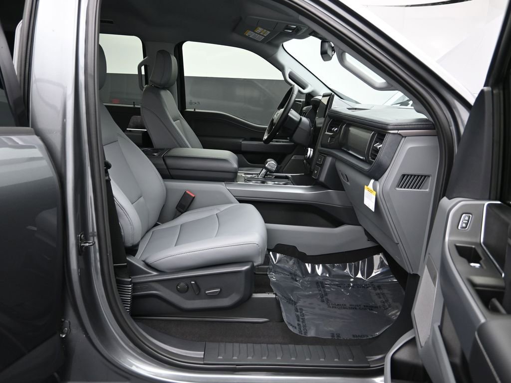 New 2025 Ford F150 Lightning Flash image 29