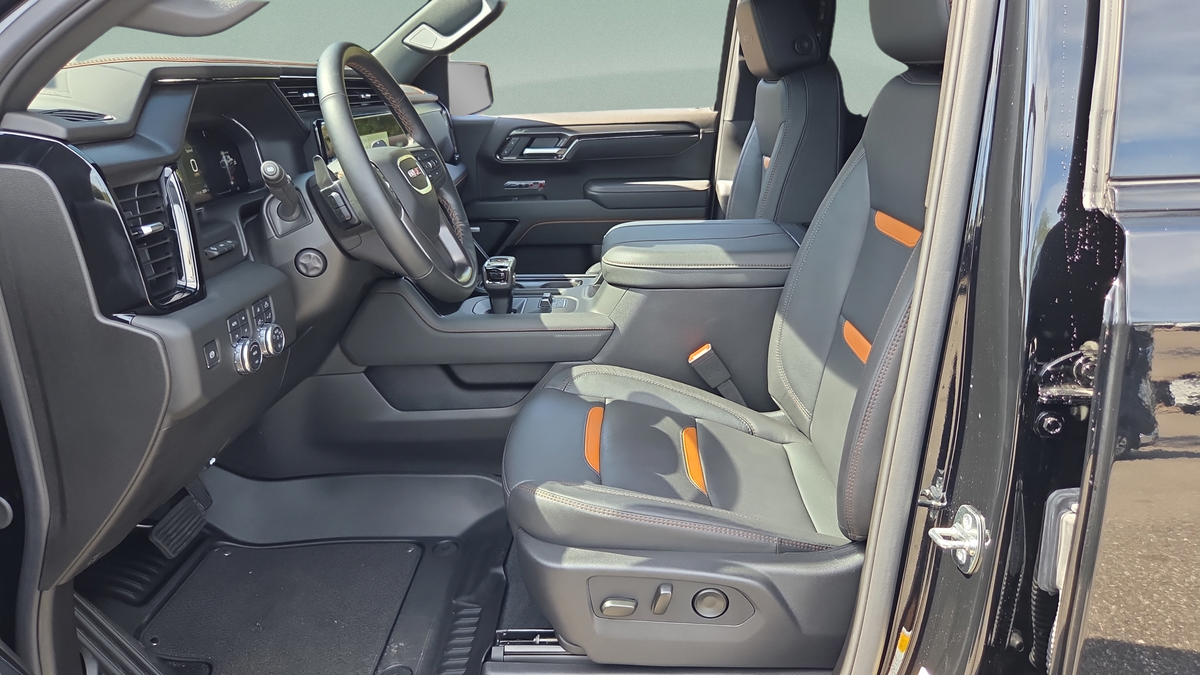 Certified 2026 GMC Sierra 1500 AT4 w/ AT4 Premium Package AWD/4WD image 10