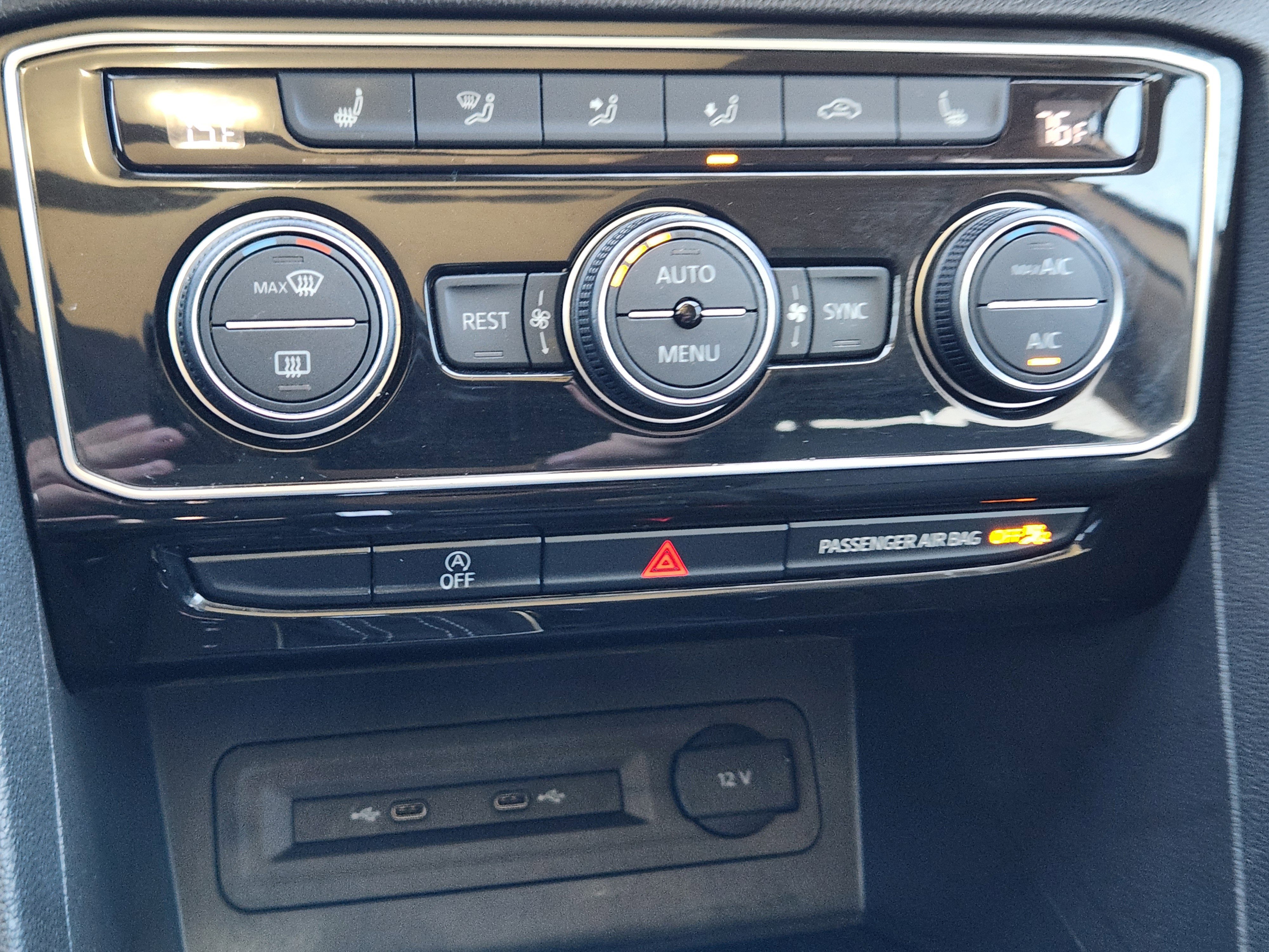 Used 2021 Volkswagen Atlas SEL image 18