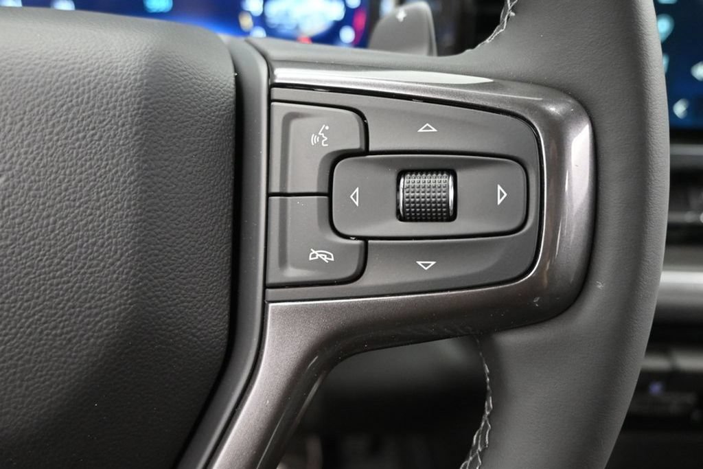 New 2025 Chevrolet Silverado 1500 High Country w/ Midnight Edition AWD/4WD image 9