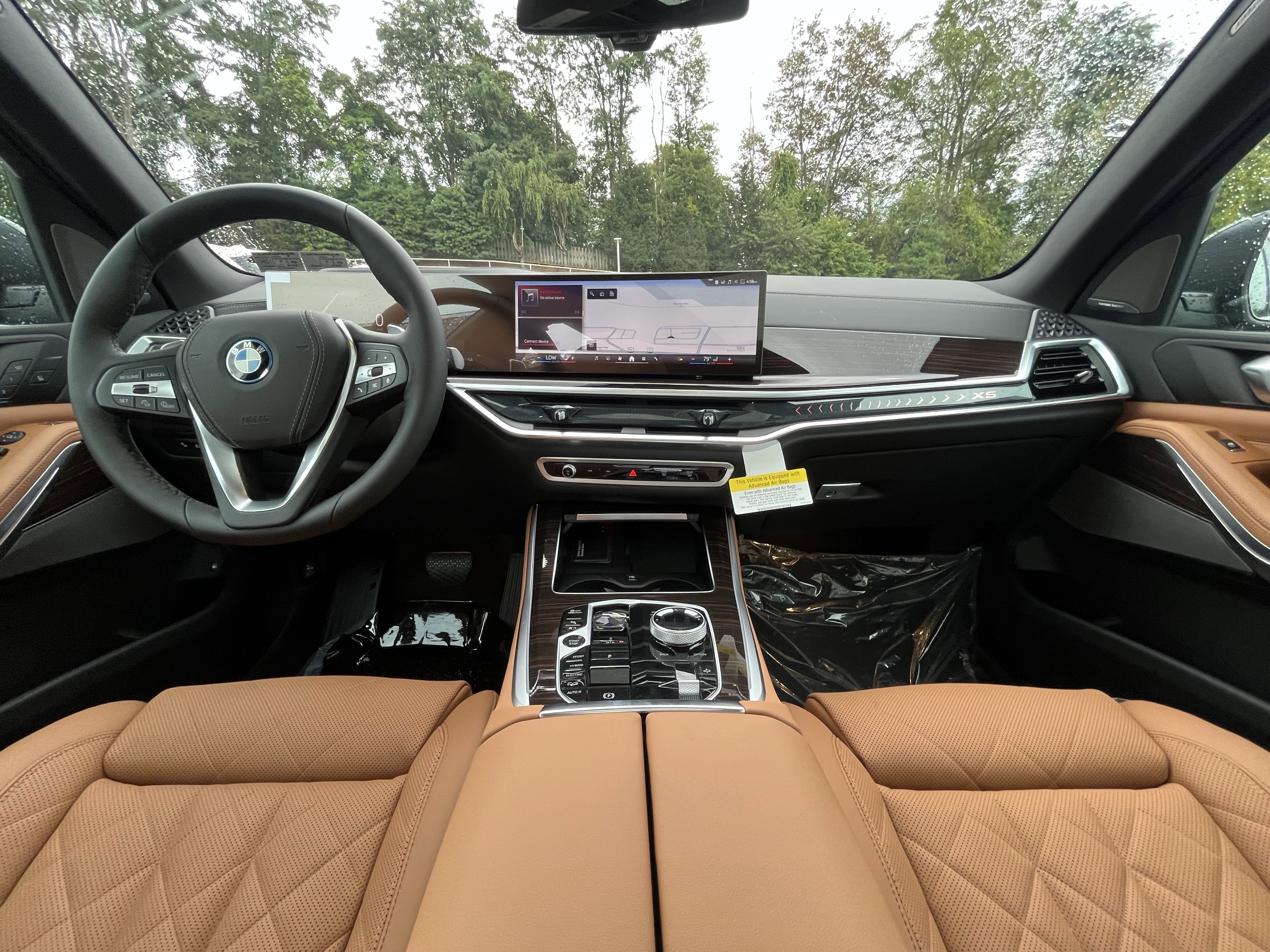 Used 2026 BMW X5 xDrive50e w/ Executive Package image 17