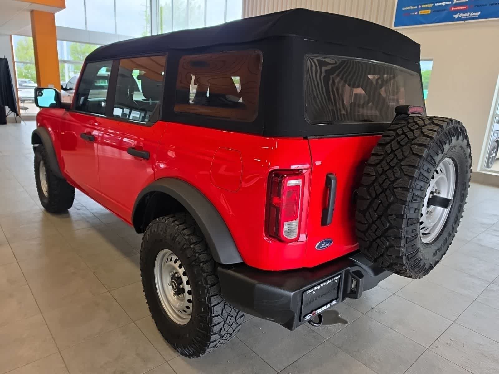 Used 2023 Ford Bronco 4-Door AWD/4WD image 11