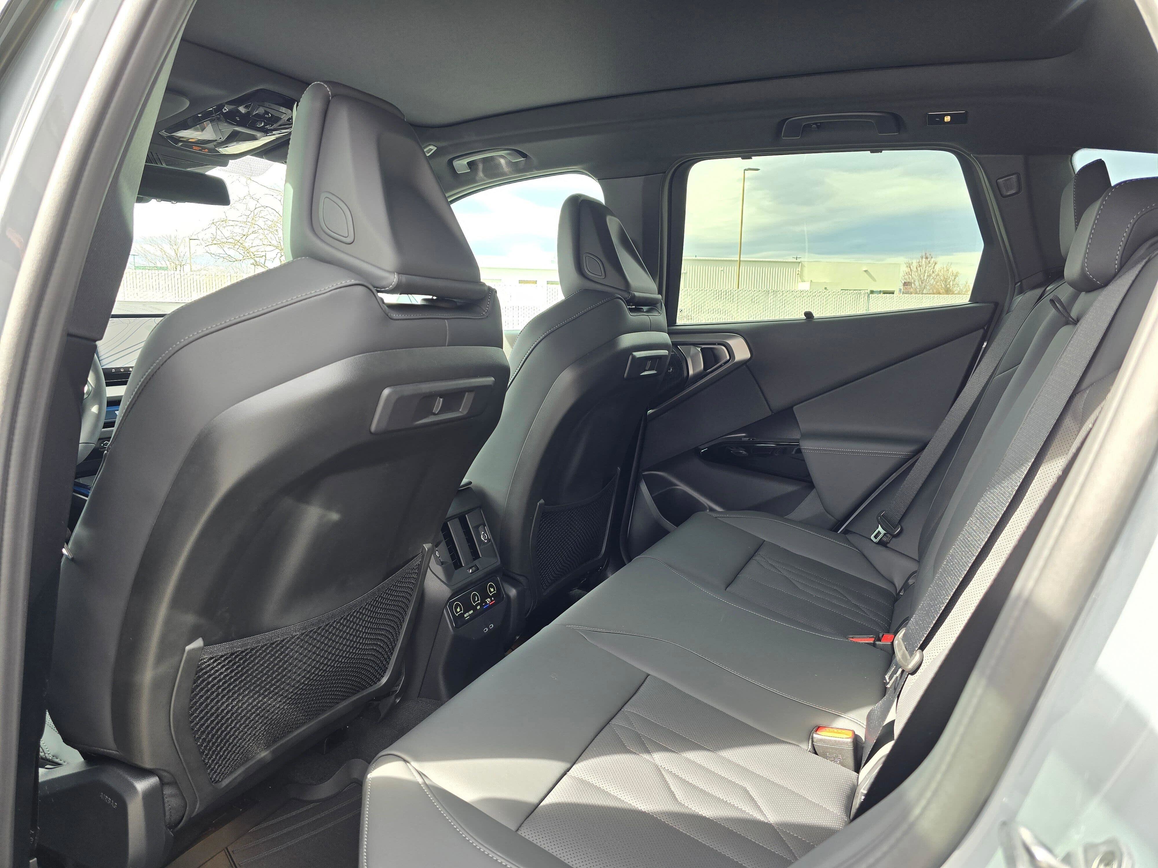 New 2026 BMW X3 xDrive30 w/ Premium Package image 12