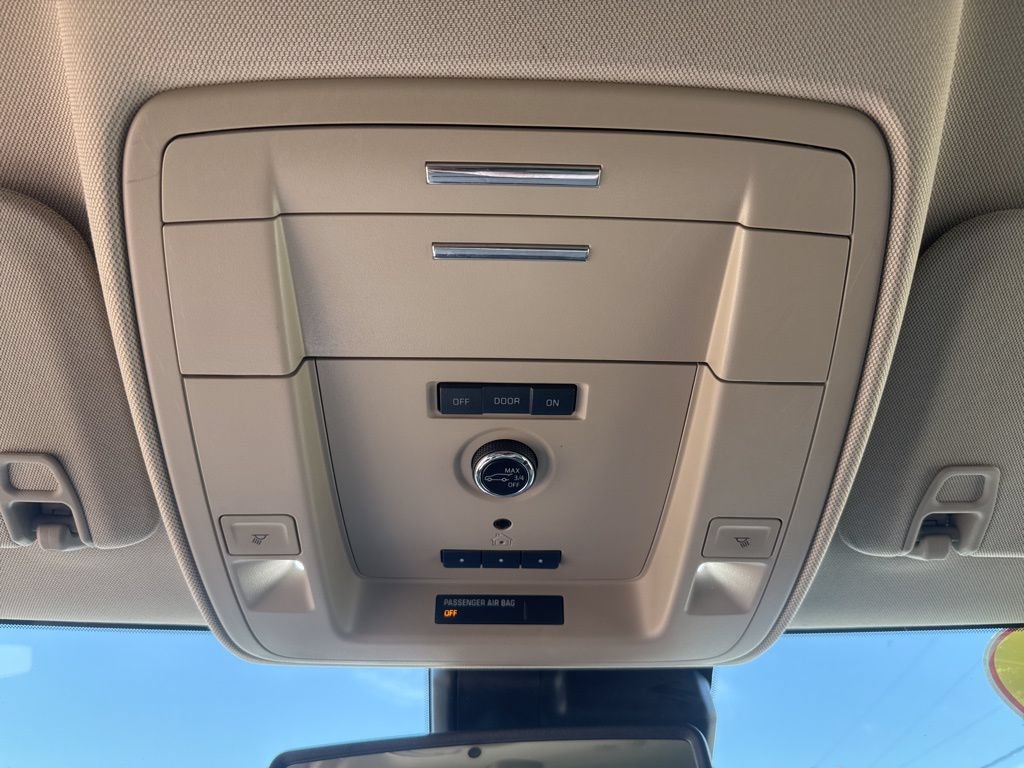 Used 2020 GMC Yukon Denali AWD/4WD image 17