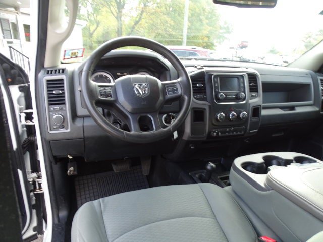 Used 2014 RAM 3500 Tradesman w/ Chrome Appearance Group AWD/4WD image 4