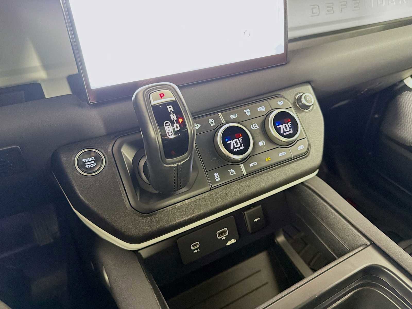 Used 2022 Land Rover Defender 110 S AWD/4WD image 19
