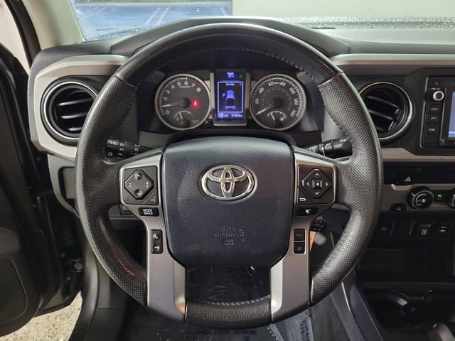 Used 2019 Toyota Tacoma SR5 RWD image 26